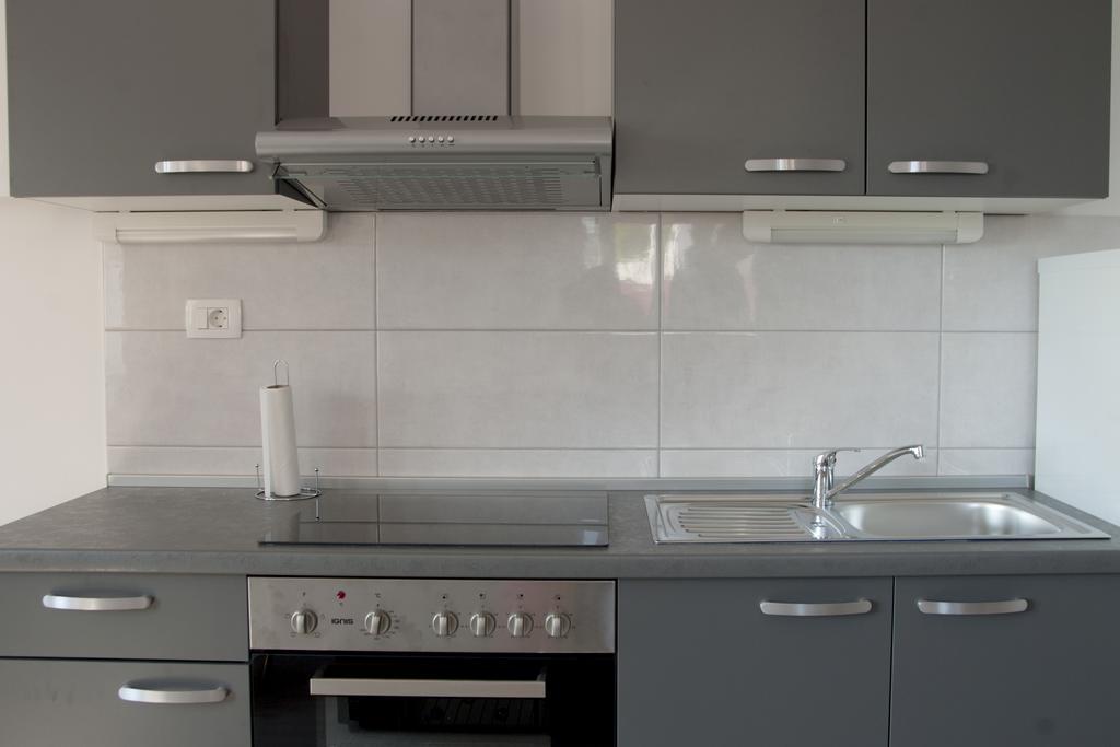 Apartment Perun Podstrana Ngoại thất bức ảnh