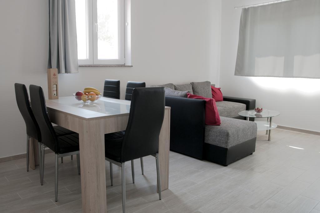 Apartment Perun Podstrana Ngoại thất bức ảnh
