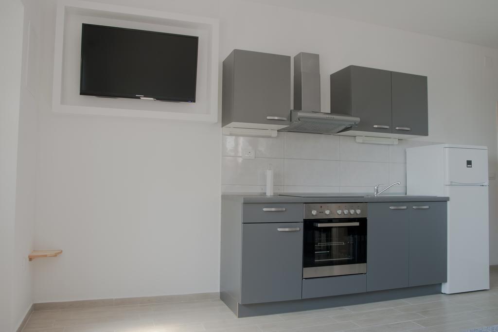 Apartment Perun Podstrana Ngoại thất bức ảnh