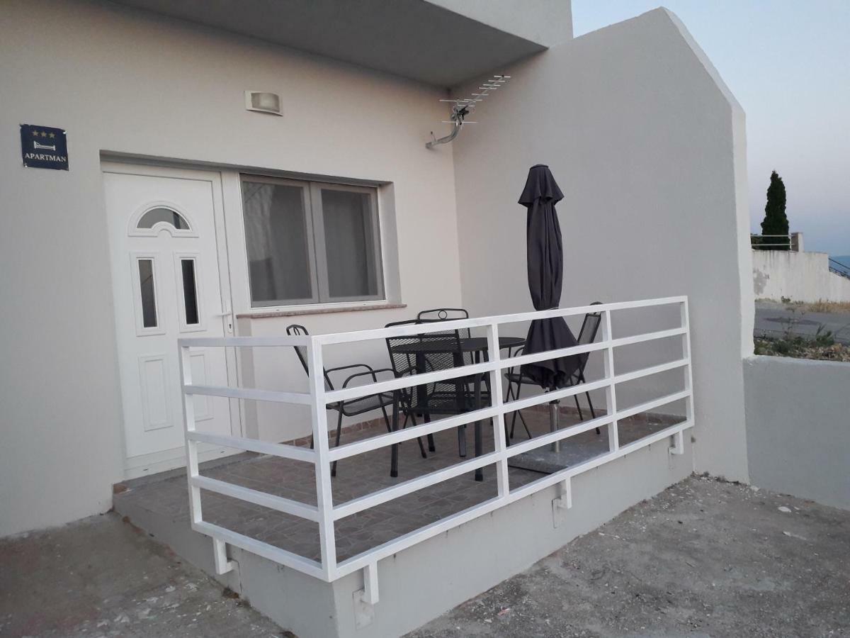Apartment Perun Podstrana Ngoại thất bức ảnh